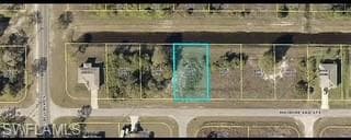 807 Theodore Vail St E, Lehigh Acres, FL 33974-1