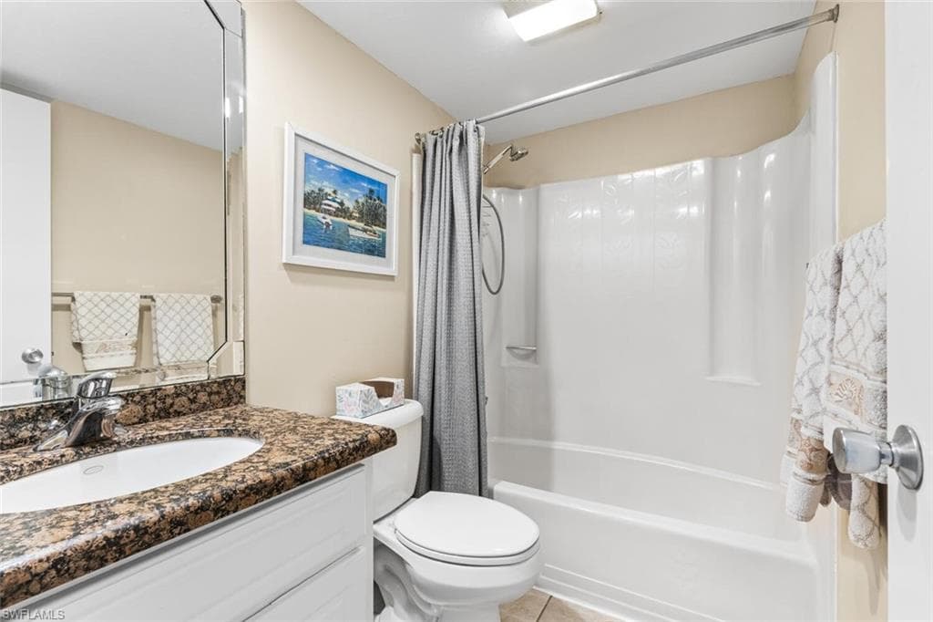 1004 Manatee Rd H306, Naples, FL 34114-26