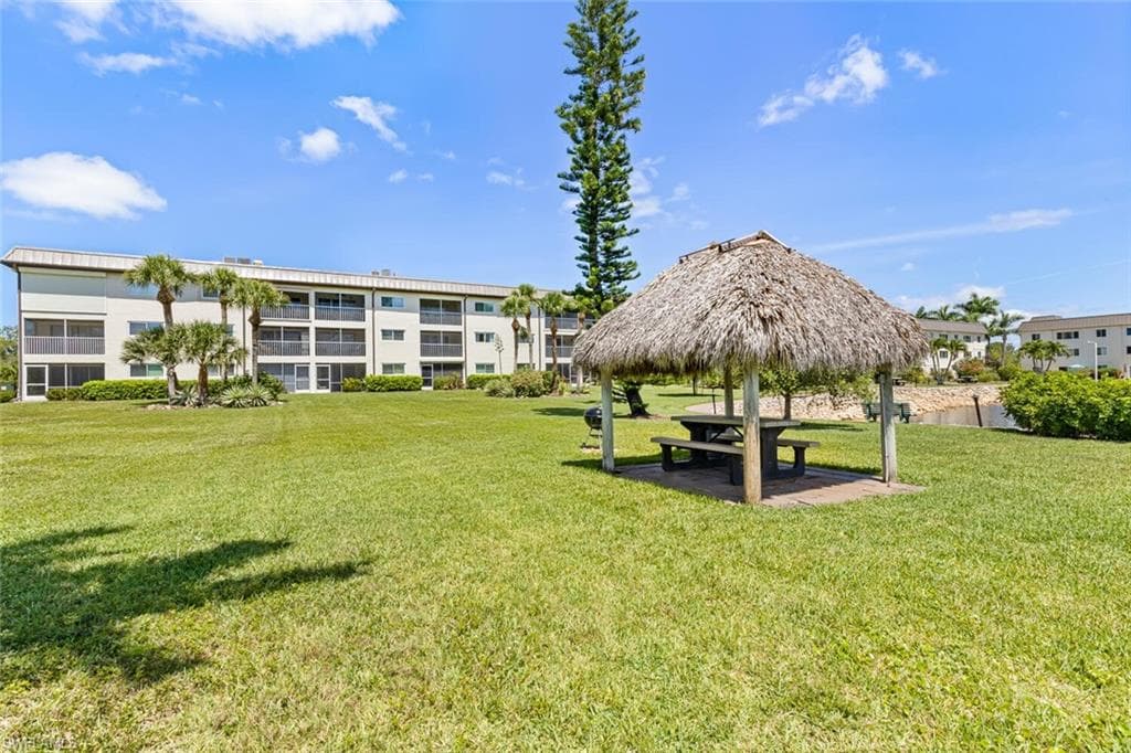 1004 Manatee Rd H306, Naples, FL 34114-49