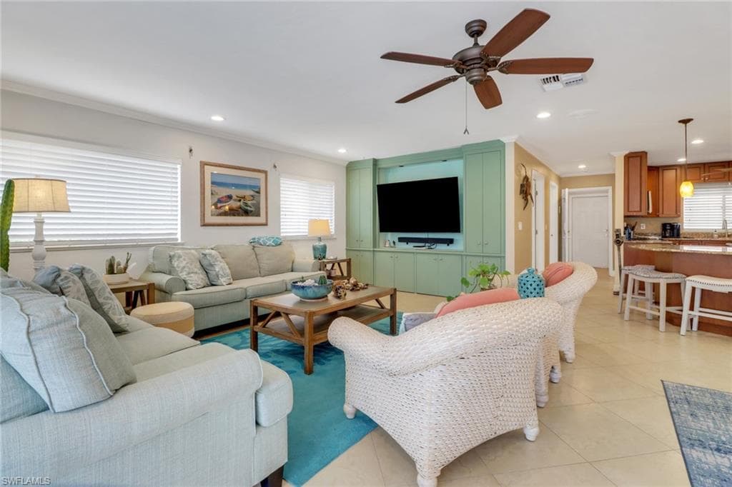9879 El Greco Cir, Bonita Springs, FL 34135-16
