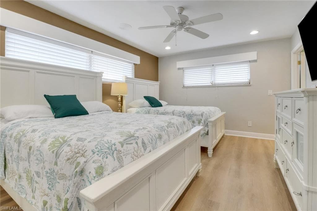 9879 El Greco Cir, Bonita Springs, FL 34135-20
