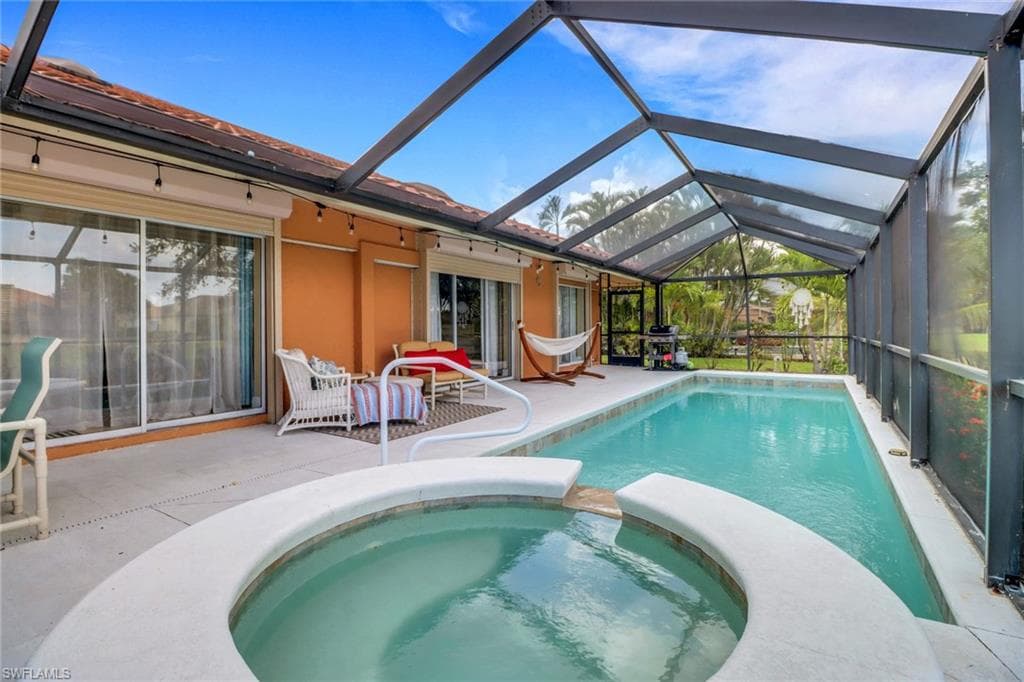 9879 El Greco Cir, Bonita Springs, FL 34135-1