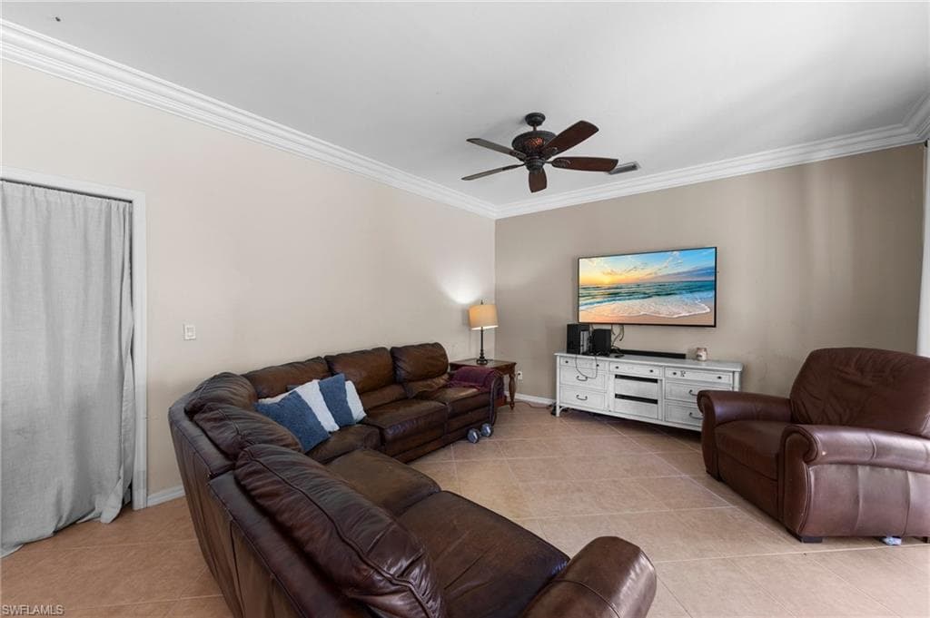 8364 Laurel Lakes Blvd, Naples, FL 34119-9