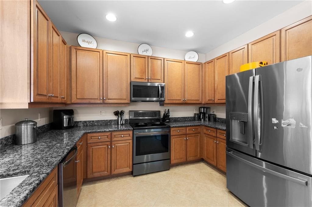 8364 Laurel Lakes Blvd, Naples, FL 34119-11