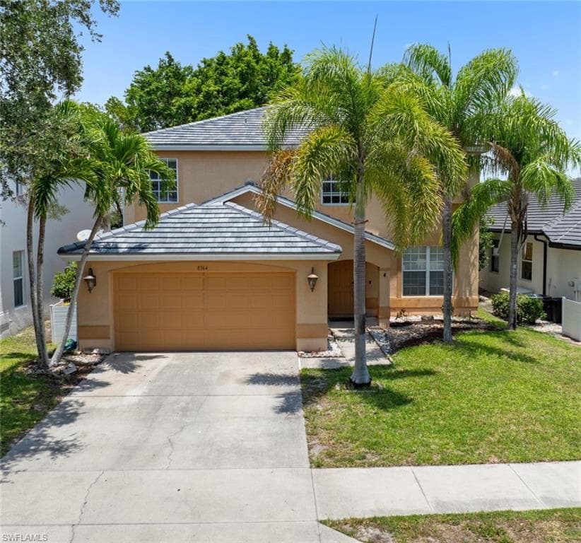 8364 Laurel Lakes Blvd, Naples, FL 34119-1