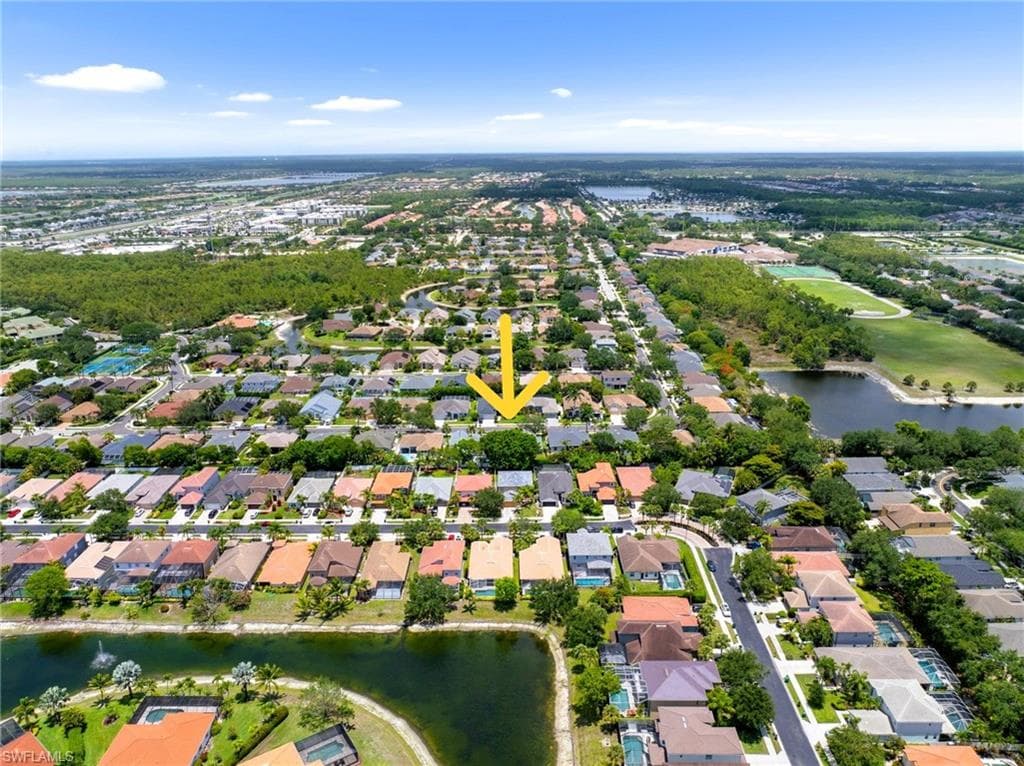 8364 Laurel Lakes Blvd, Naples, FL 34119-32