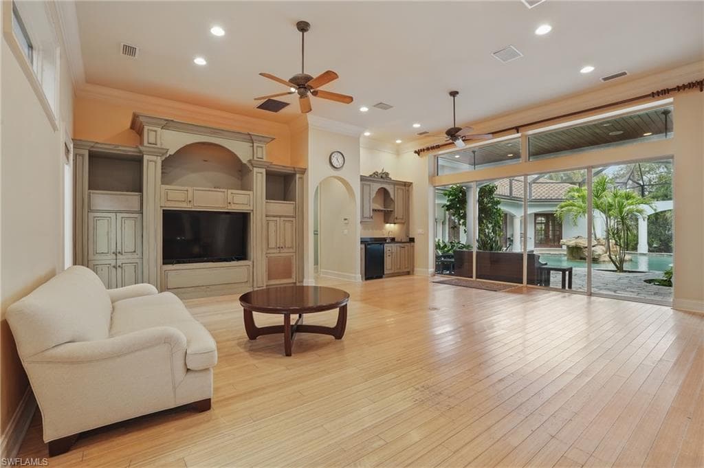 12291 Colliers Reserve Dr, Naples, FL 34110-13