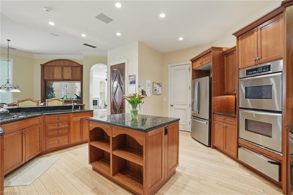 12291 Colliers Reserve Dr, Naples, FL 34110-18