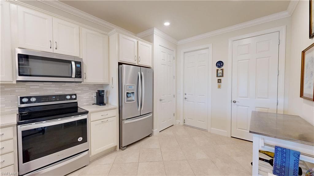 5872 Mayflower Way, Ave Maria, FL 34142-8