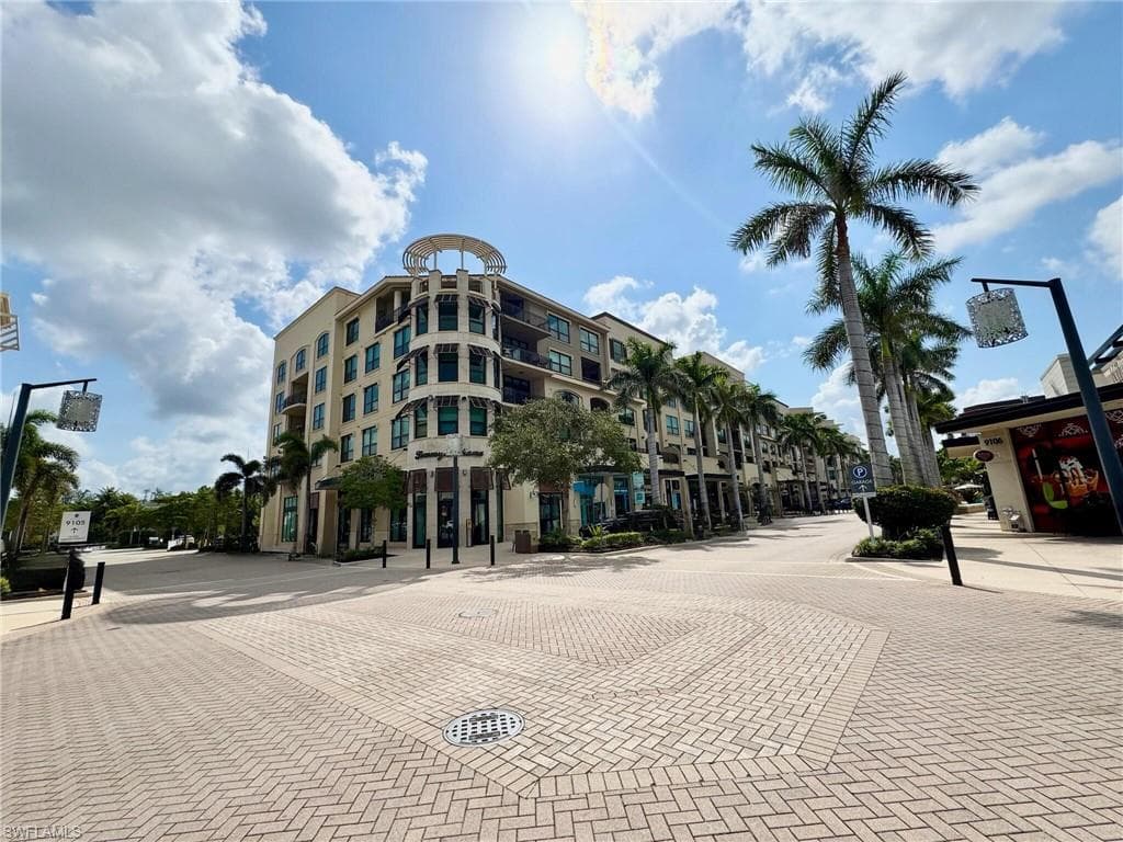 9115 Strada Pl 5317, Naples, FL 34108-1