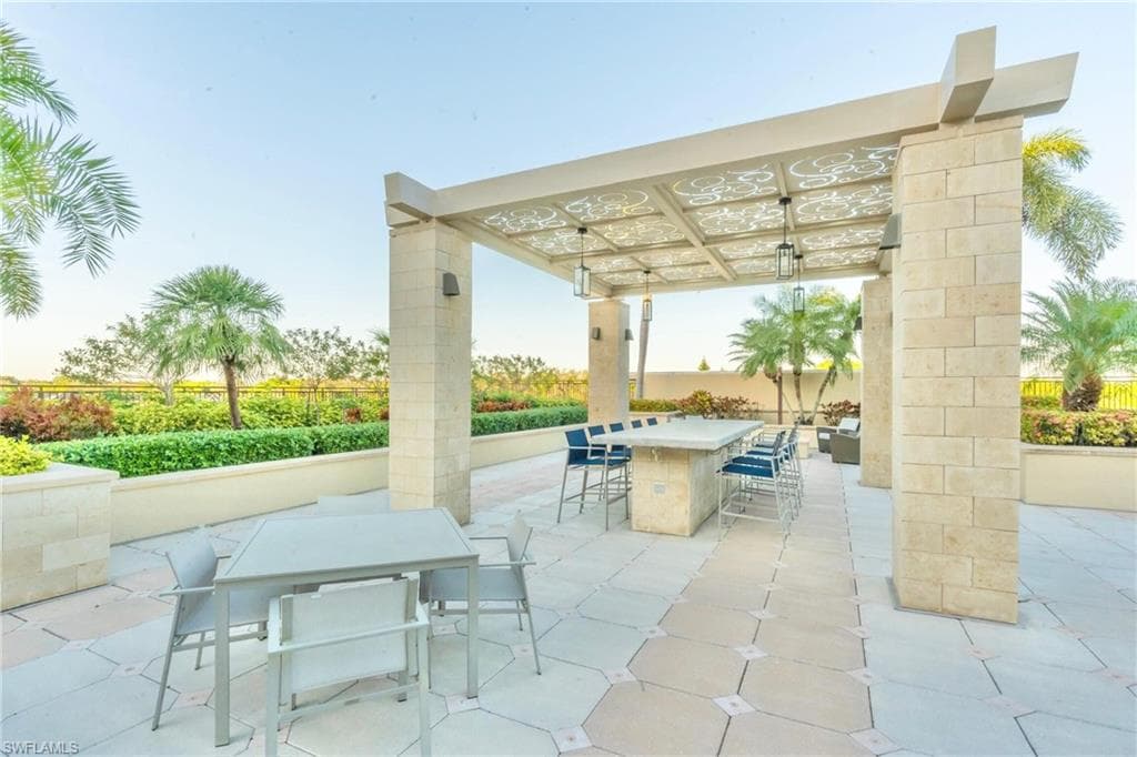 9115 Strada Pl 5317, Naples, FL 34108-25
