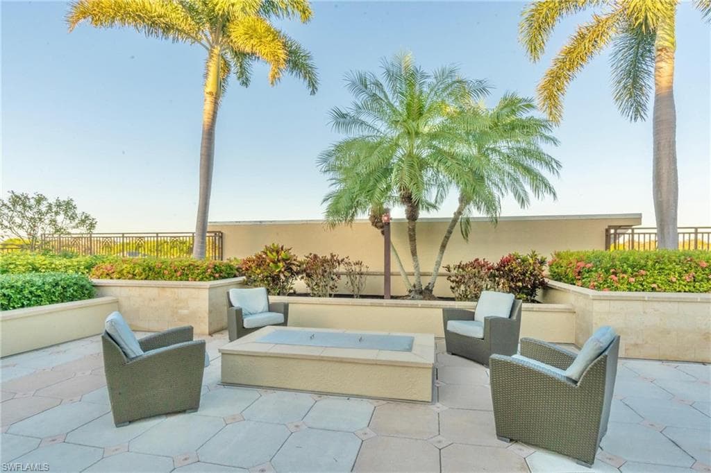 9115 Strada Pl 5317, Naples, FL 34108-29