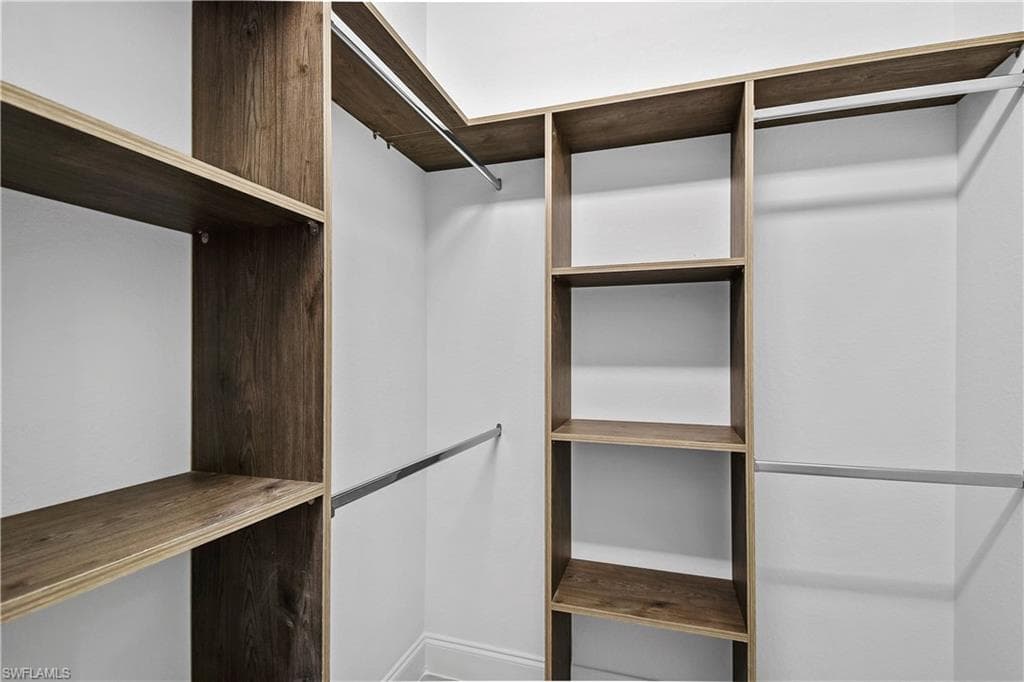 618 Sheldon Ave, Lehigh Acres, FL 33936-20