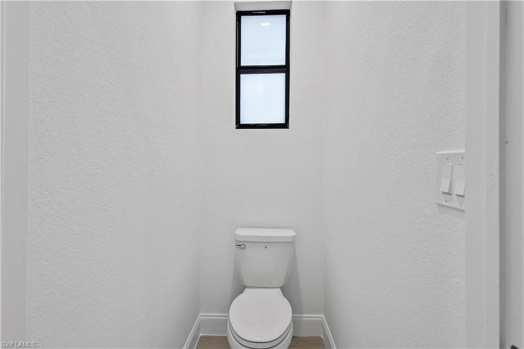 618 Sheldon Ave, Lehigh Acres, FL 33936-30