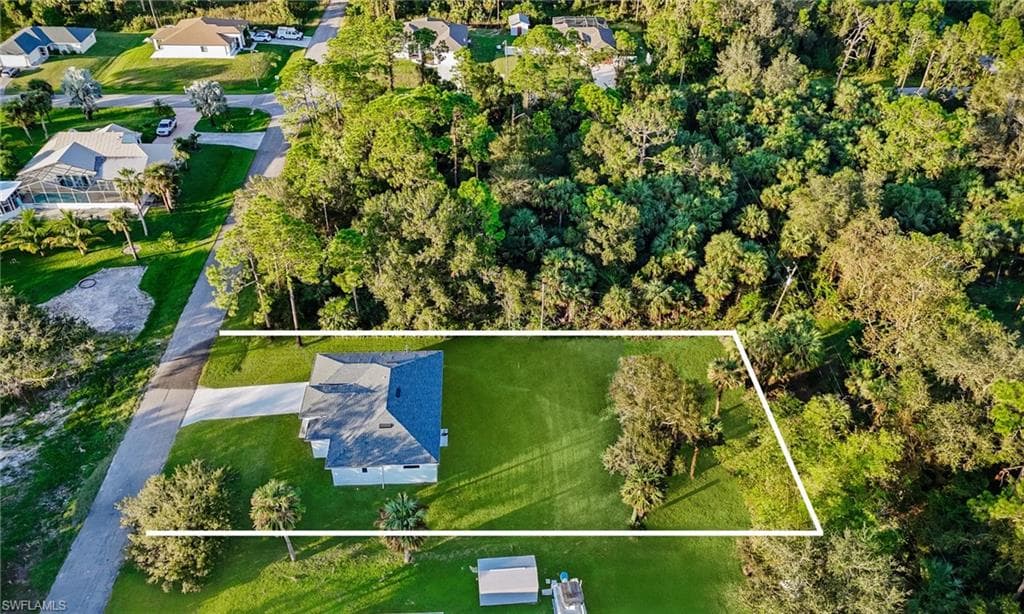 902 Magnolia Ave, Lehigh Acres, FL 33972-3