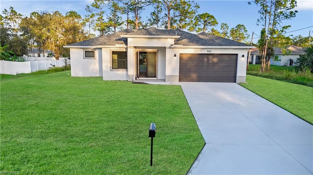 902 Magnolia Ave, Lehigh Acres, FL 33972-5
