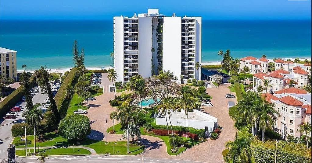 3951 Gulf Shore Blvd N 1005, Naples, FL 34103-1