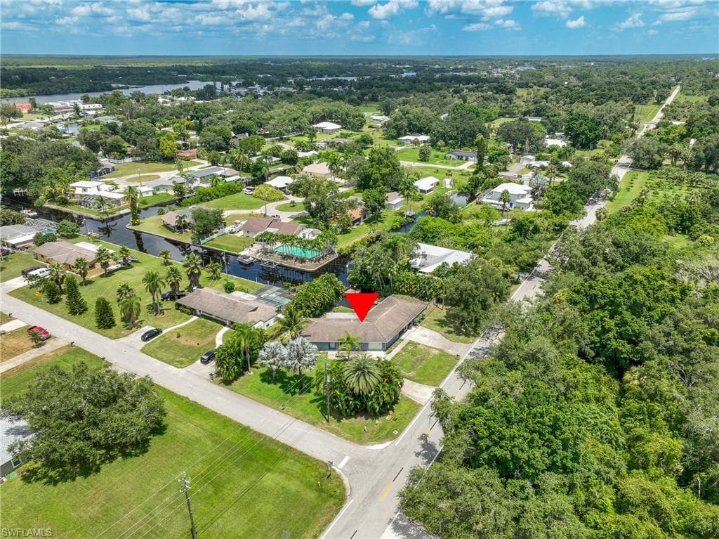 2256 Violet Dr, Fort Myers, FL 33905-9