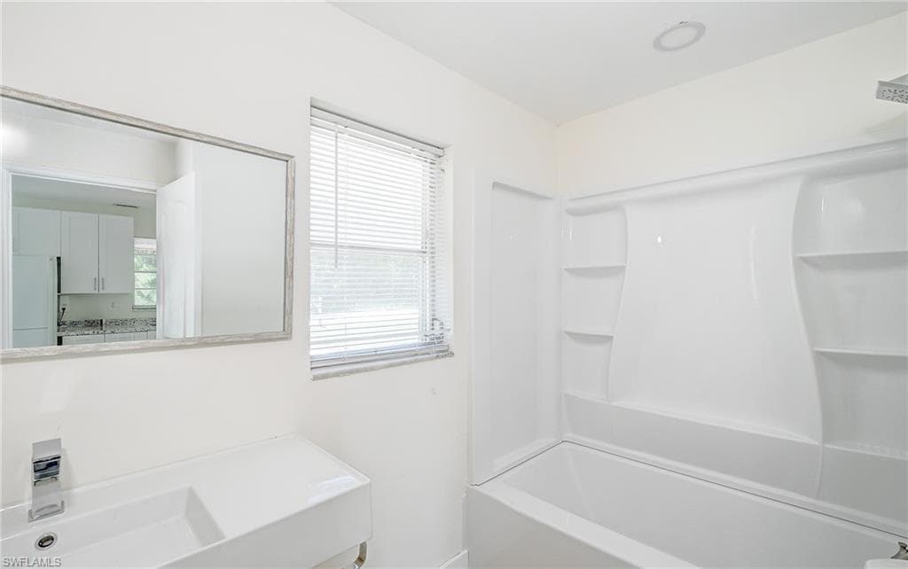 2256 Violet Dr, Fort Myers, FL 33905-16