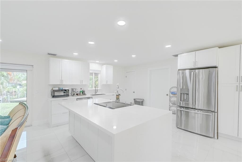 2256 Violet Dr, Fort Myers, FL 33905-21