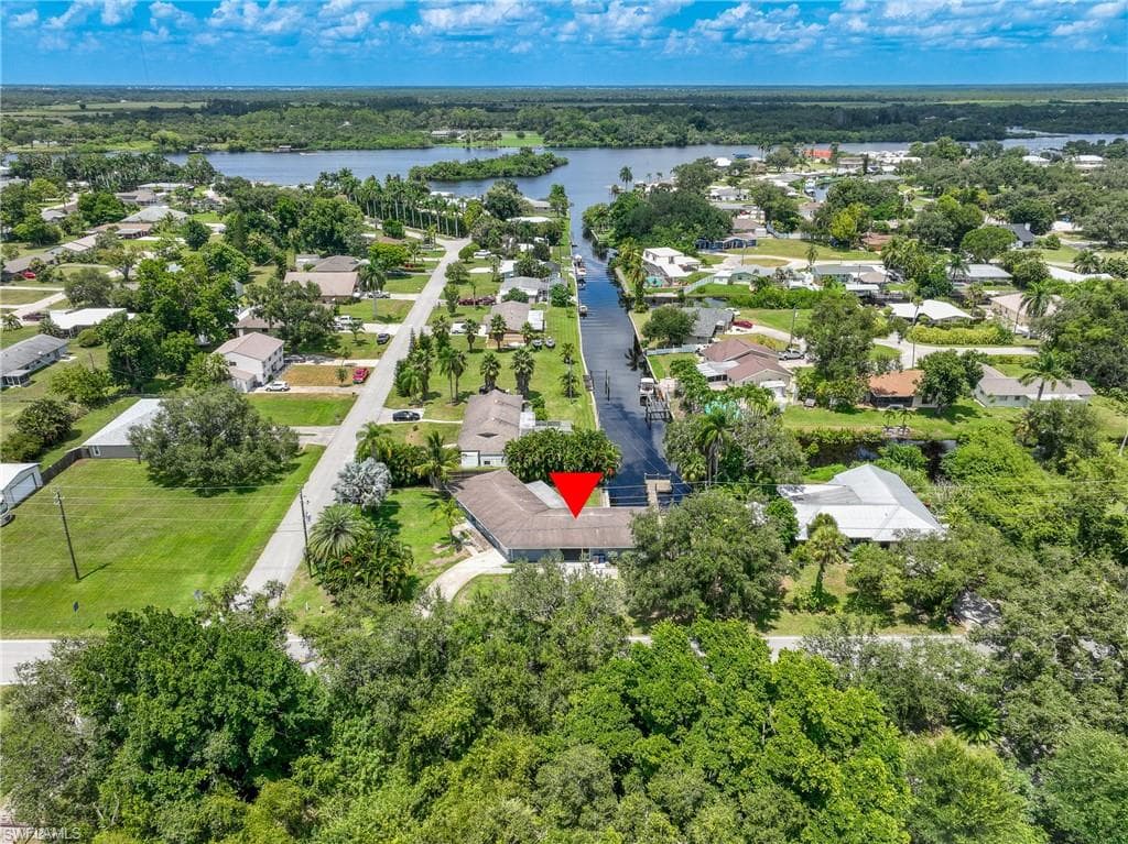 2256 Violet Dr, Fort Myers, FL 33905-6