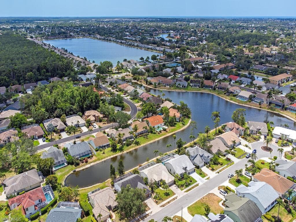 5144 Lochwood Ct, Naples, FL 34112-7
