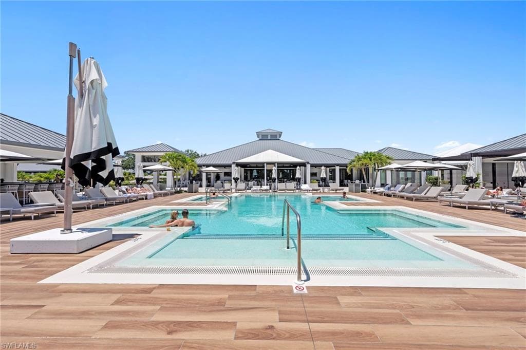 13915 Old Coast Rd 1706, Naples, FL 34110-36