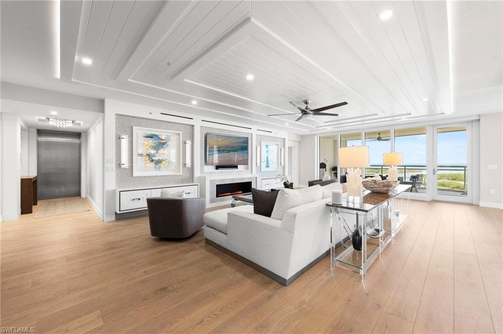 13915 Old Coast Rd 1706, Naples, FL 34110-5