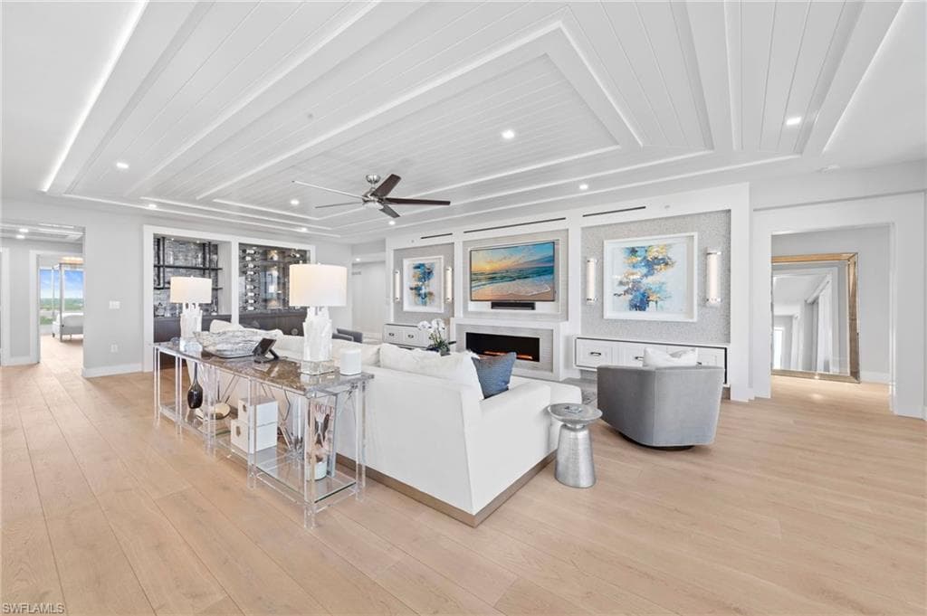 13915 Old Coast Rd 1706, Naples, FL 34110-8