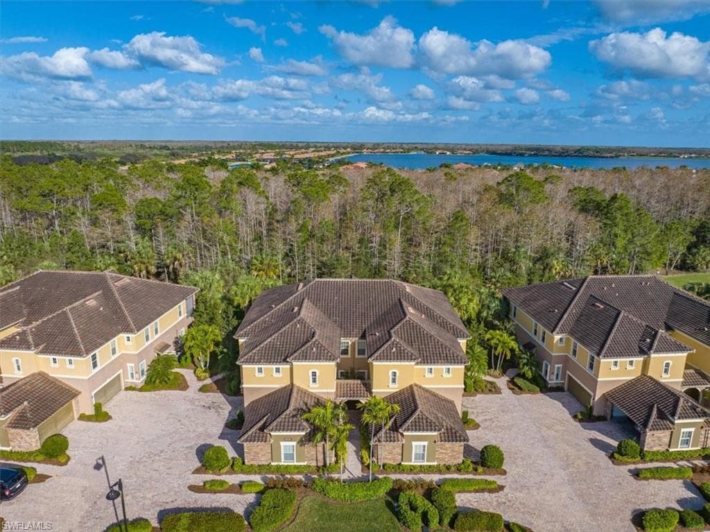 9528 Ironstone Ter 201, Naples, FL 34120-26
