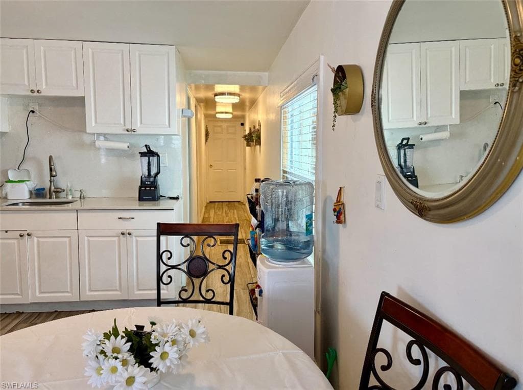 152 Cape Sable Dr, Naples, FL 34104-7