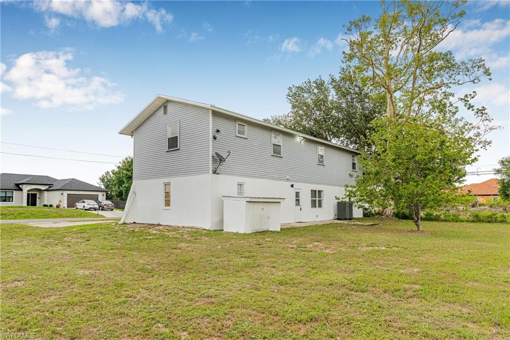 3303 6th St SW, Lehigh Acres, FL 33976-42