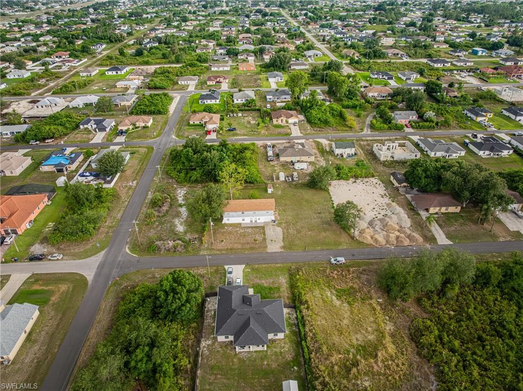 3303 6th St SW, Lehigh Acres, FL 33976-50