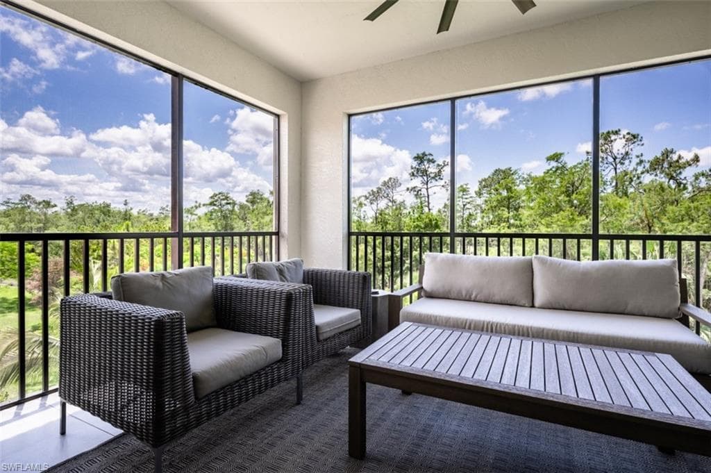 16360 Viansa Way 8-201, Naples, FL 34110-30