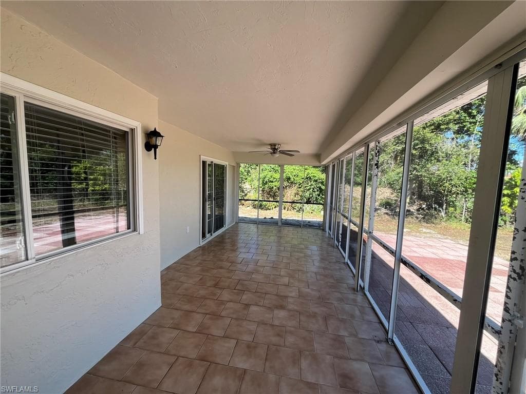 1706 Forest Lakes Blvd, Naples, FL 34105-16
