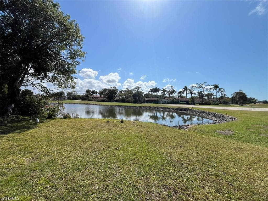 1706 Forest Lakes Blvd, Naples, FL 34105-20