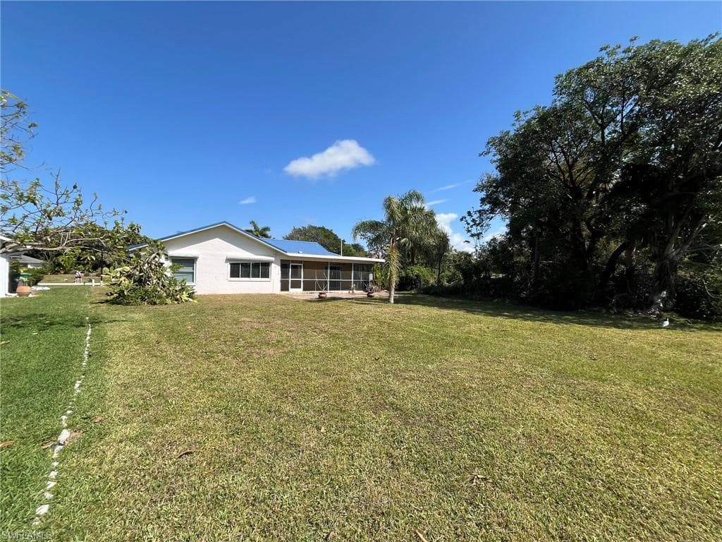 1706 Forest Lakes Blvd, Naples, FL 34105-21