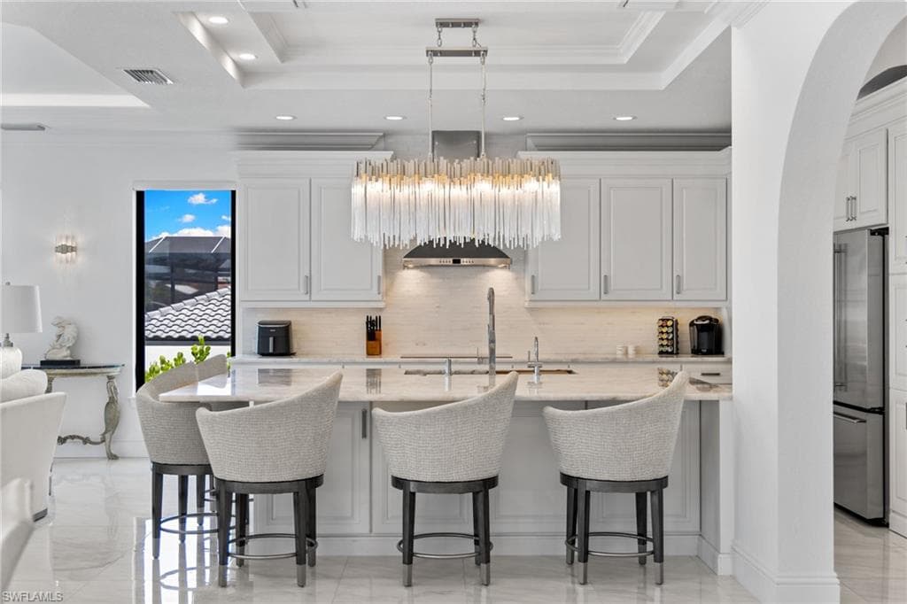 279 Heron Ave, Naples, FL 34108-11