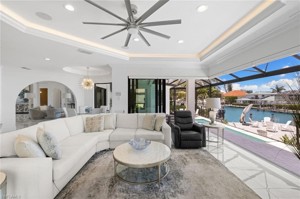 279 Heron Ave, Naples, FL 34108-13