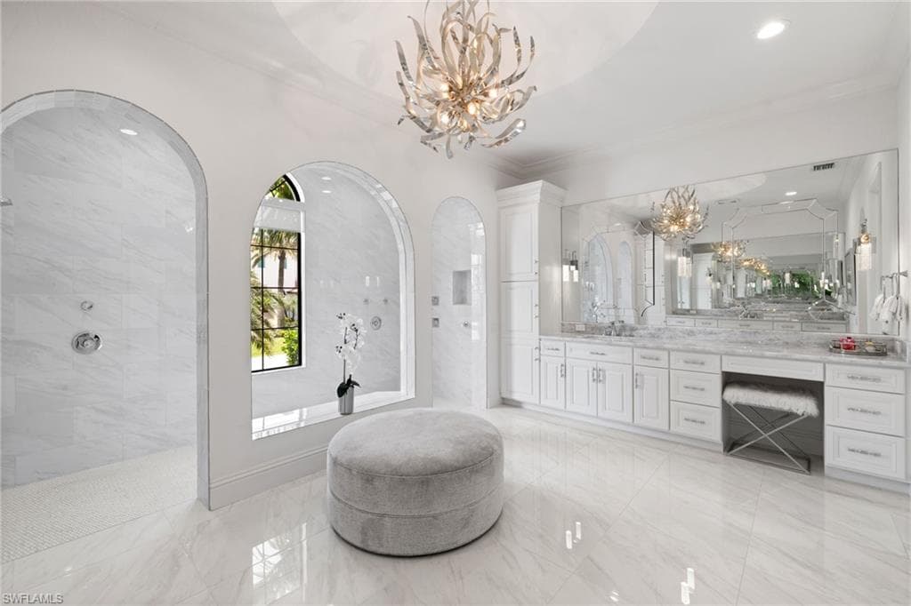 279 Heron Ave, Naples, FL 34108-19