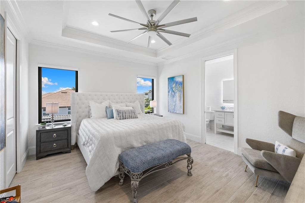 279 Heron Ave, Naples, FL 34108-27