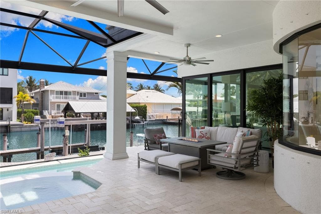 279 Heron Ave, Naples, FL 34108-32