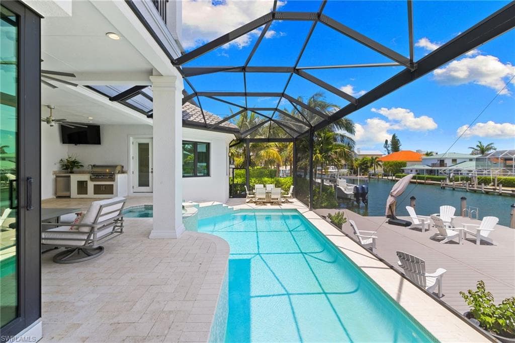 279 Heron Ave, Naples, FL 34108-35