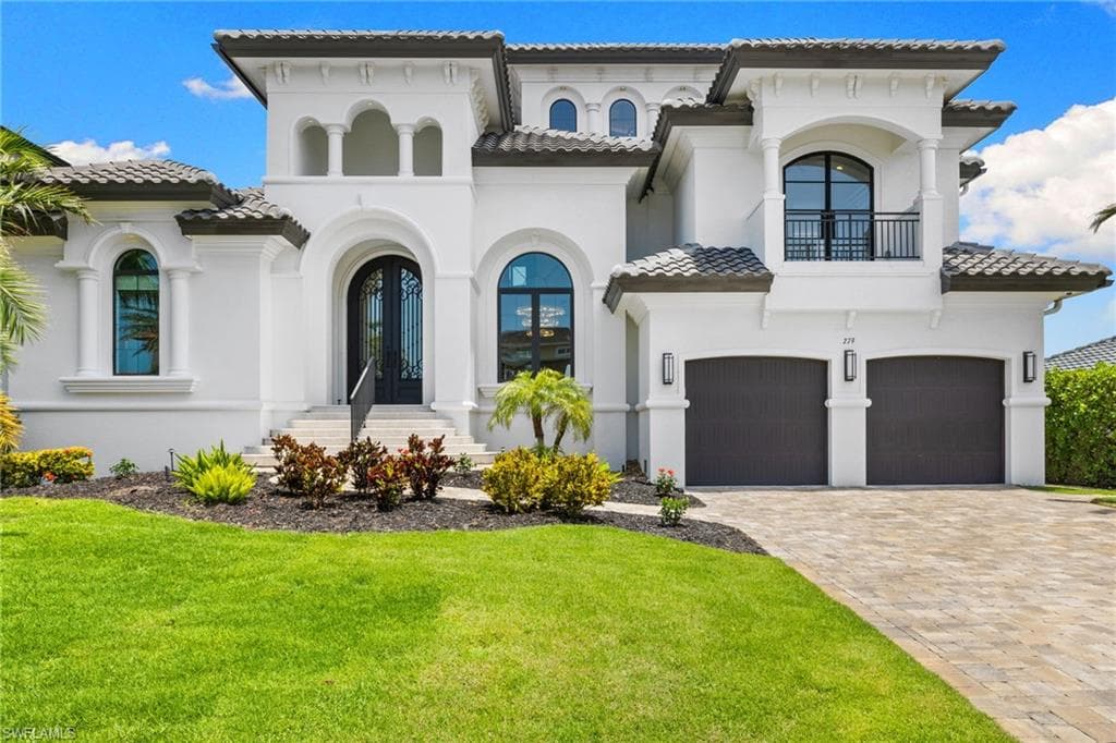279 Heron Ave, Naples, FL 34108-43