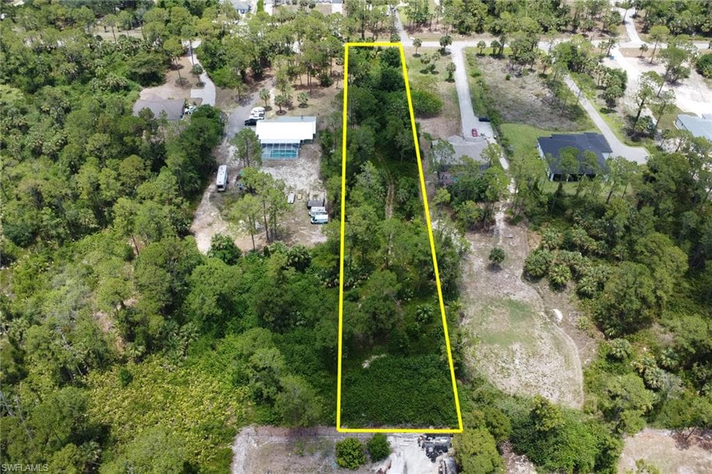 2070 20th Ave NE, Naples, FL 34120-6
