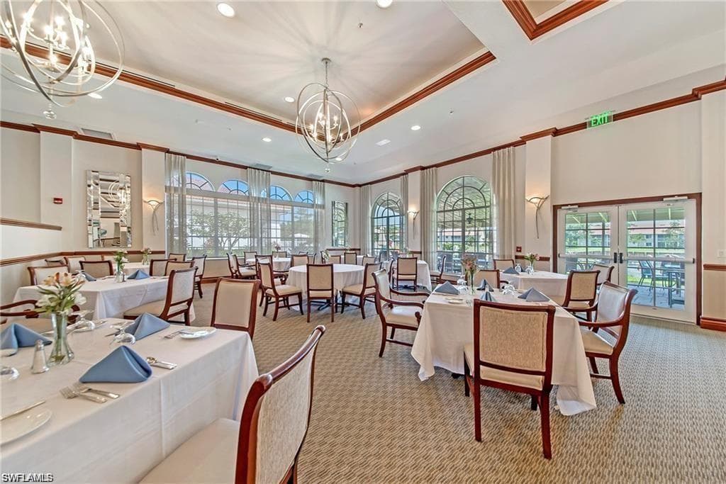 6820 Sterling Greens Pl 401, Naples, FL 34104-39