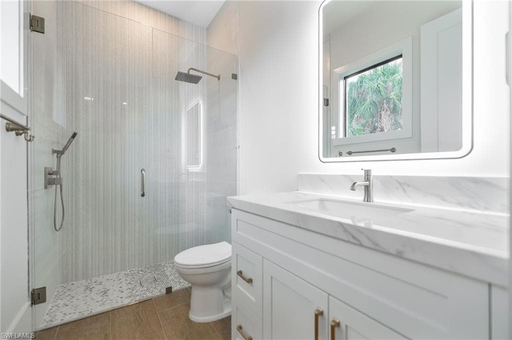 524 13th St SW, Naples, FL 34117-17