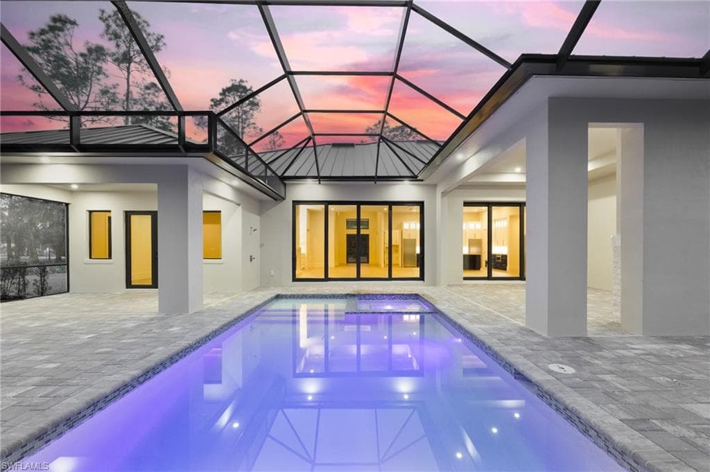 524 13th St SW, Naples, FL 34117-26