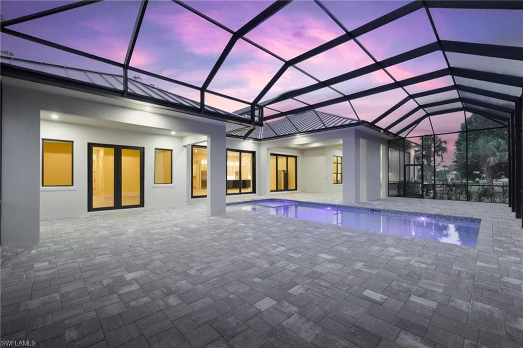 524 13th St SW, Naples, FL 34117-27