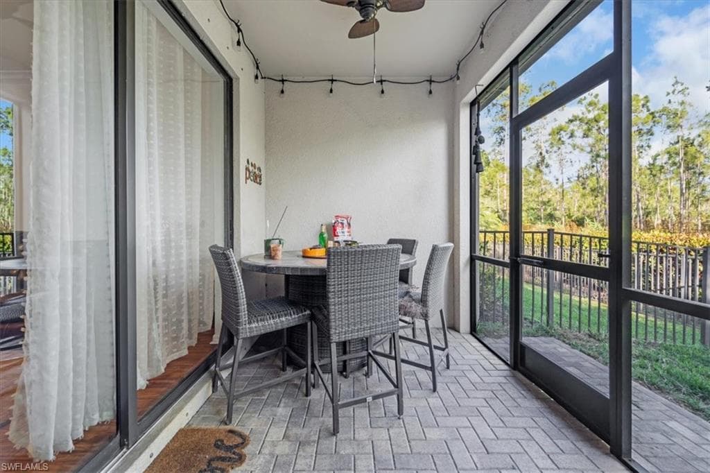 9052 Glenforest Dr, Naples, FL 34120-20